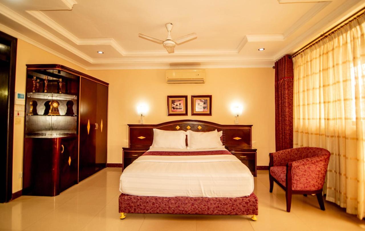 Urban Rose Hotel & Apartments Dar es Salaam Exterior foto