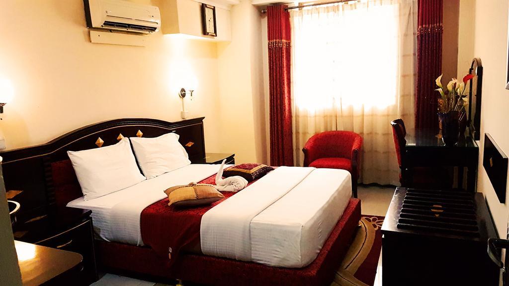 Urban Rose Hotel & Apartments Dar es Salaam Exterior foto